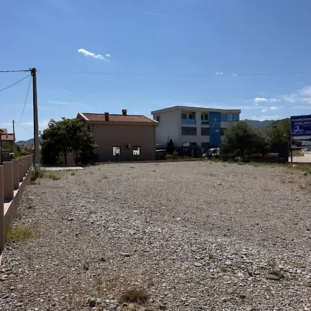 Hana House